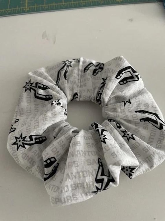 San Antonio Spurs scrunchie