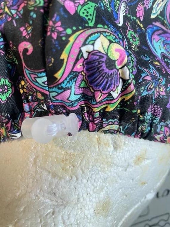 Big scrub hat with toggle