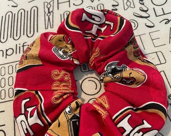 scrunchie do San Francisco 49ers
