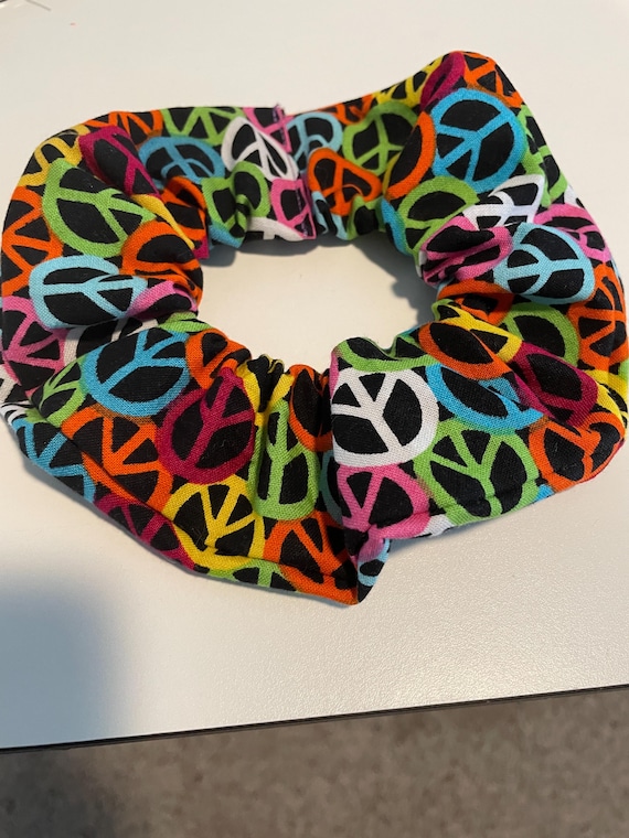 peace scrunchie