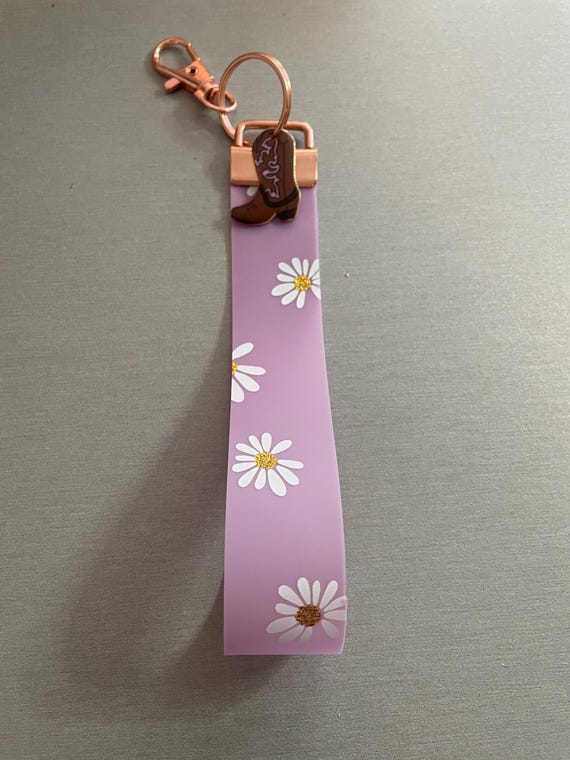 daisy keychain