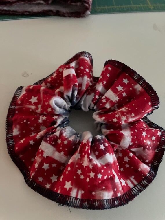 patriotic scrunchie