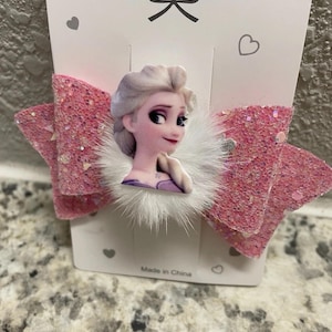 Frozen hair clip