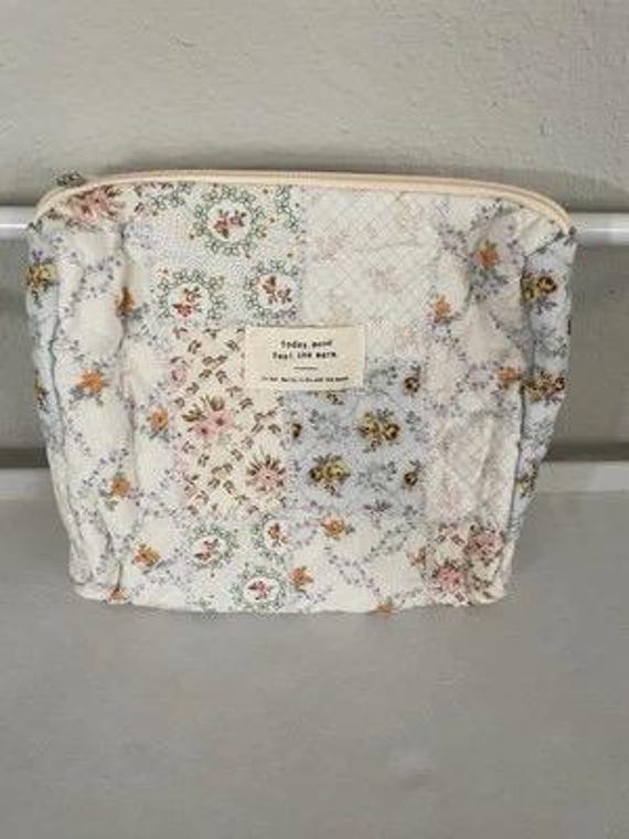 medium size makeup bag