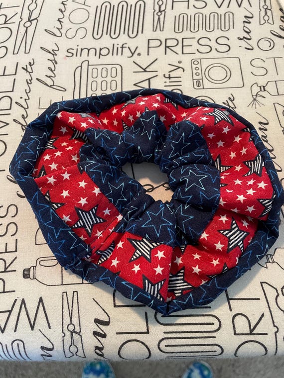patriotic scrunchie