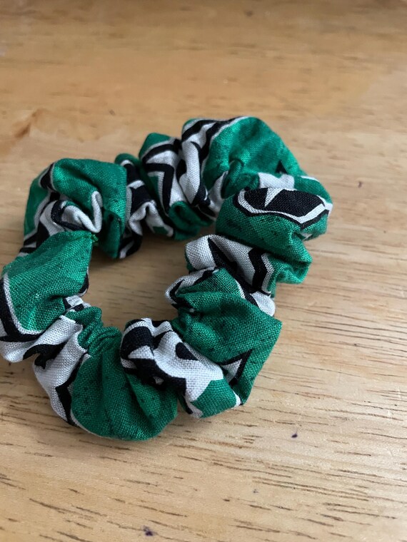 small Dallas Stars scrunchie