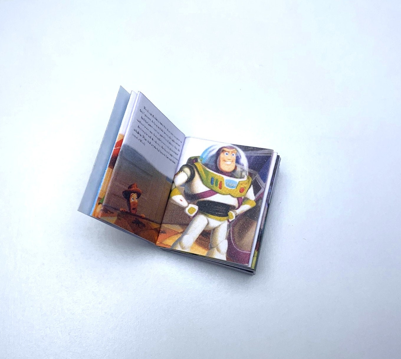 1114# Miniaturbuch Kinderbuch Puppenstube M 1:12 Kinderwelt Puppenhaus 