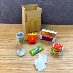 Double porte-sauce McDonalds pour grille d'aération de voiture avec support  pour frites : : Cuisine et Maison
