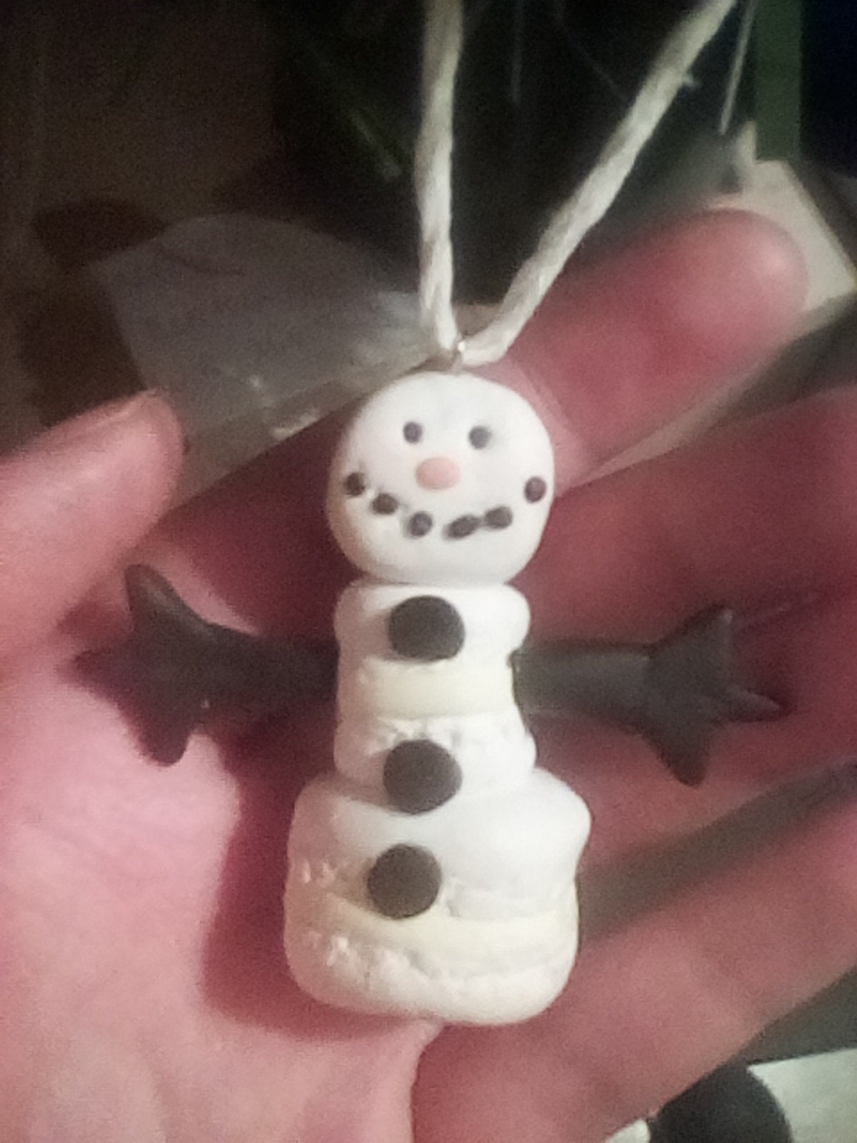 Macaron Bonhomme de Neige en Fimo