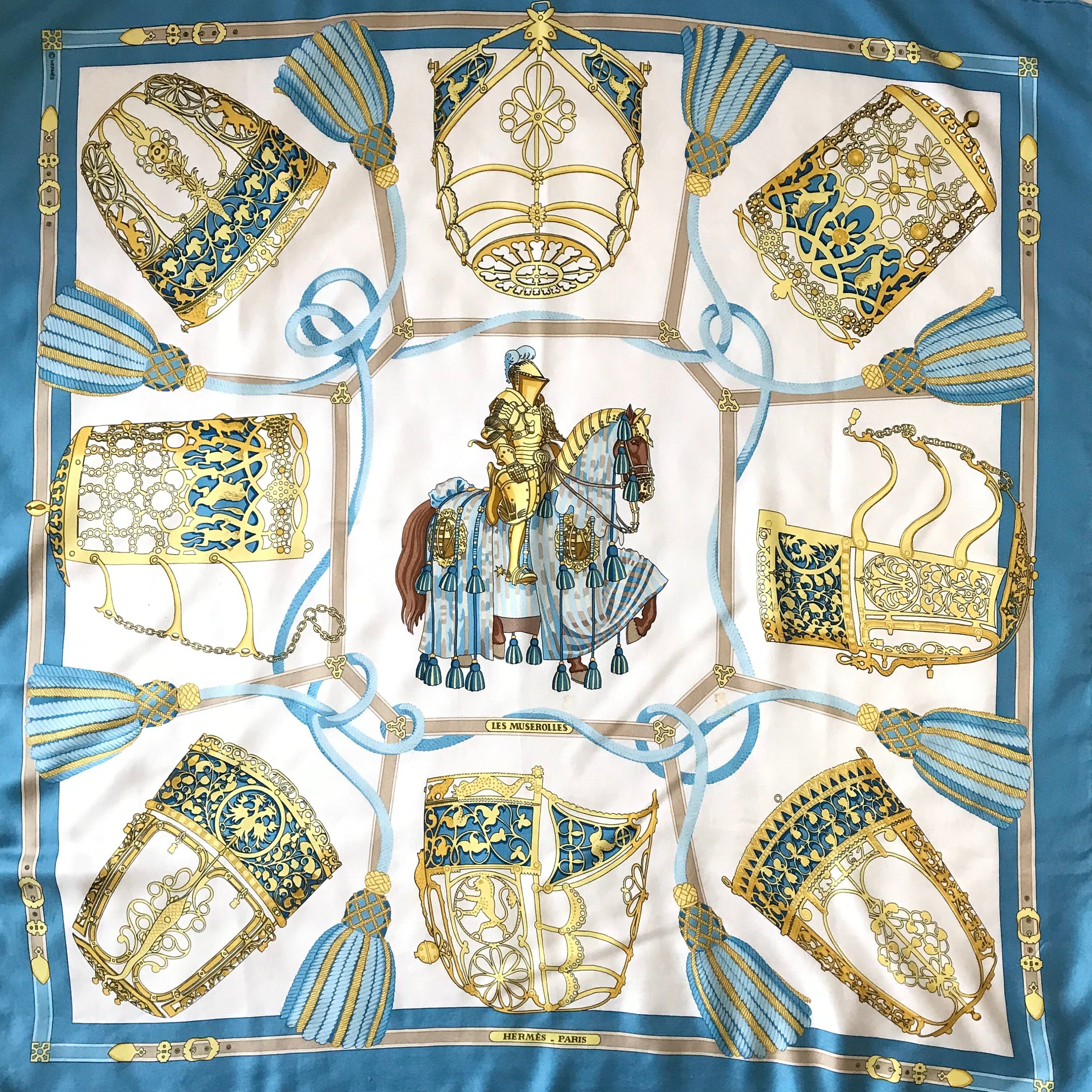エルメス HERMES スカーフ les muserolles 90 HERMES エルメス カレ90 LES MUSEROLLES 鼻革 シルク100