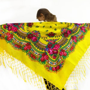 Ukrainian shawl Floral chale Traditional scarf image 1