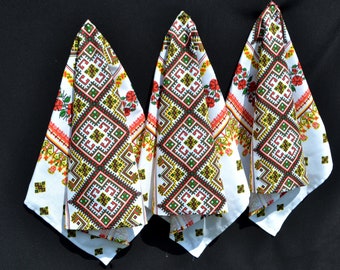 Set ukrainian linen tea towels Embroidery print Ukrainian runner