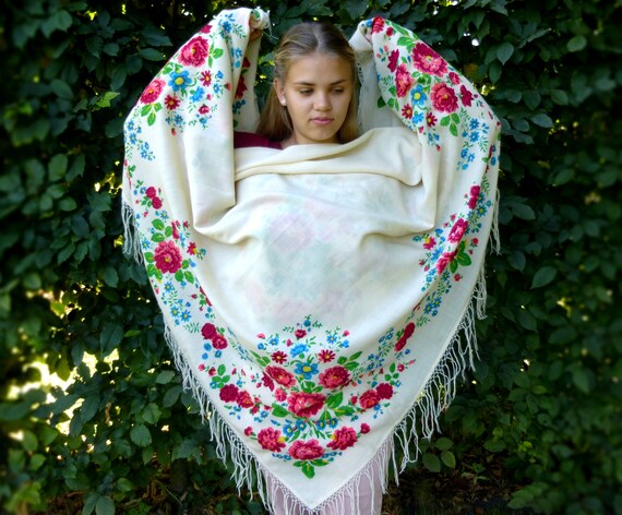 Russian shawl with fringe Antique shawl Piano shaw