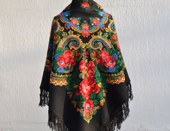 Pure wool Russian shawl Ukrainian shawl Chale russ