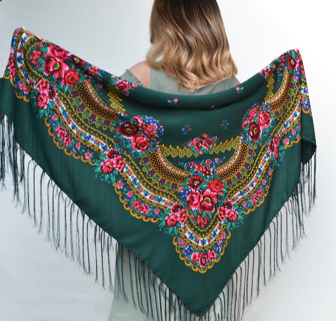 Emerald russian shawl Piano shawl fringe Babushka scarf | Etsy