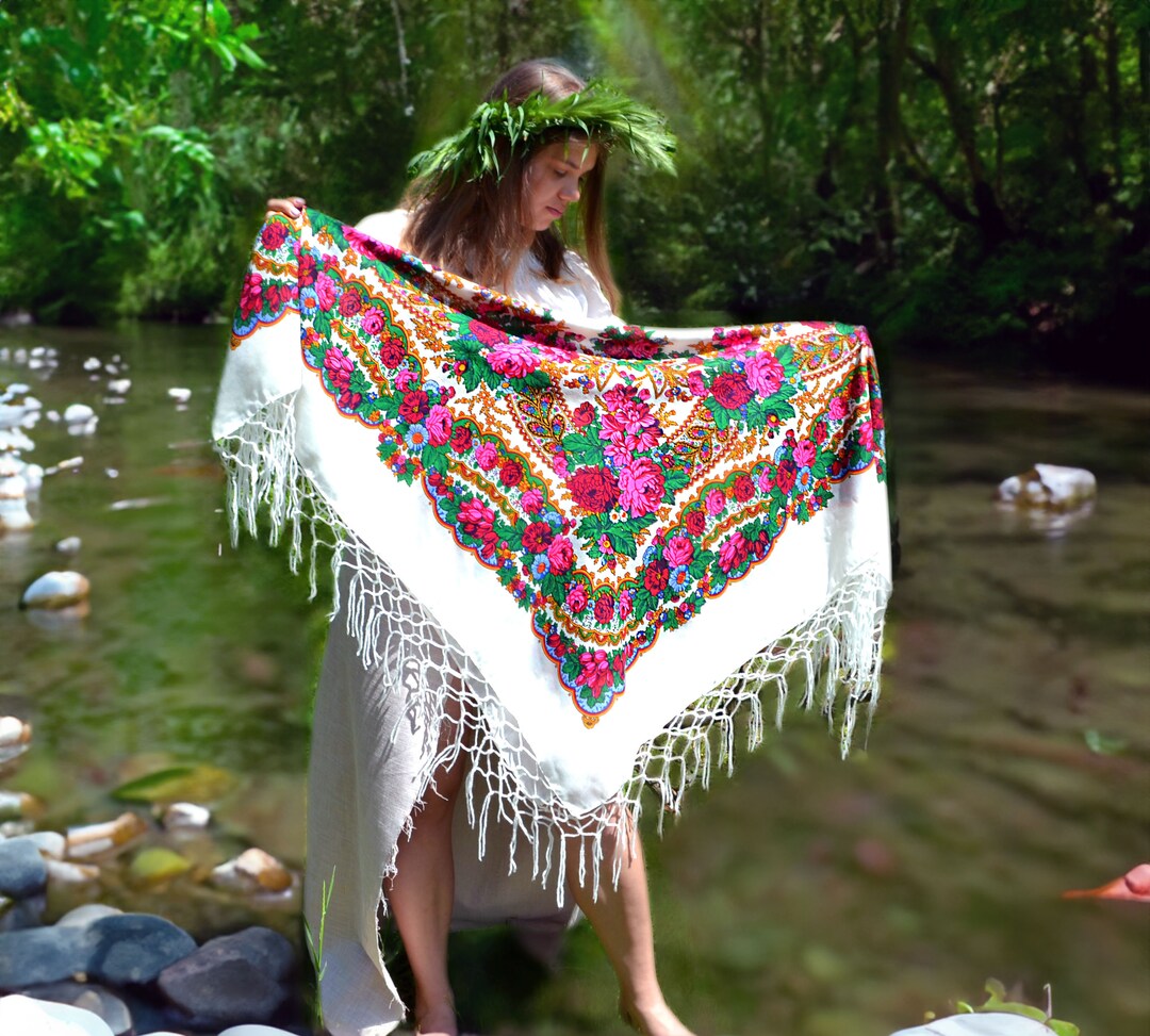 Ukrainian Shawl Babushka Floral Shawl Slavic Folk Scarf - Etsy