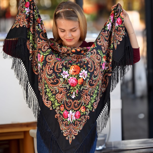 Black shawl fringe Piano shawl Chale Ukrainian shawl