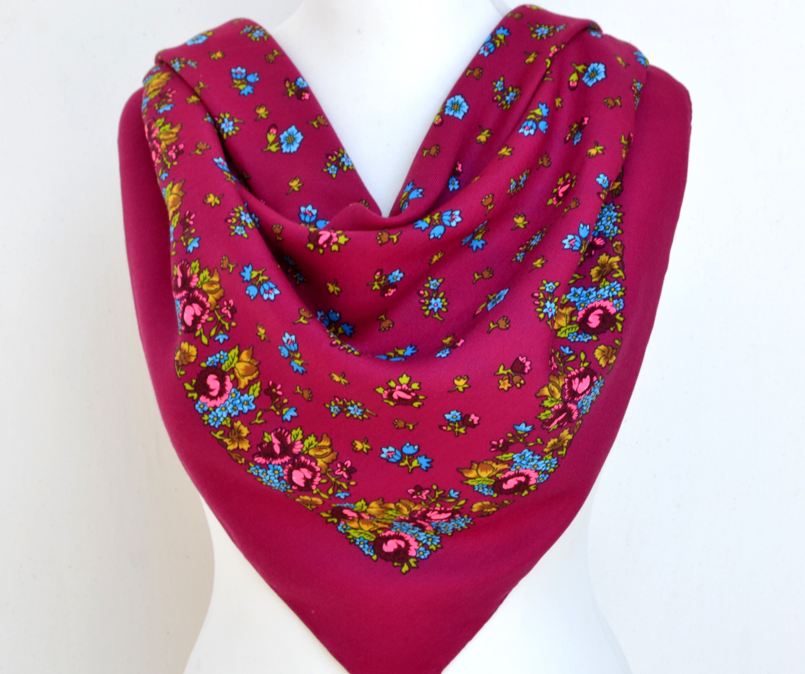 Russian head scarf Foulard russe Babushka scarf Etsy