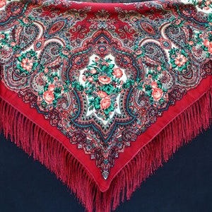 Ukrainian piano shawl Babushka shawl fringe Slavic dark red scarf