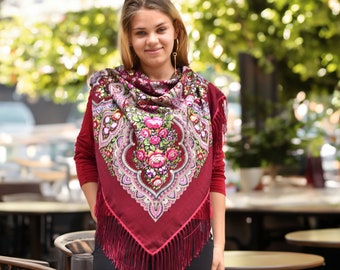 Wool shawl ''Russian beauty