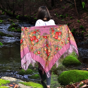 Piano shawl Purple ukraine shawl Folk style Flamenco shawl