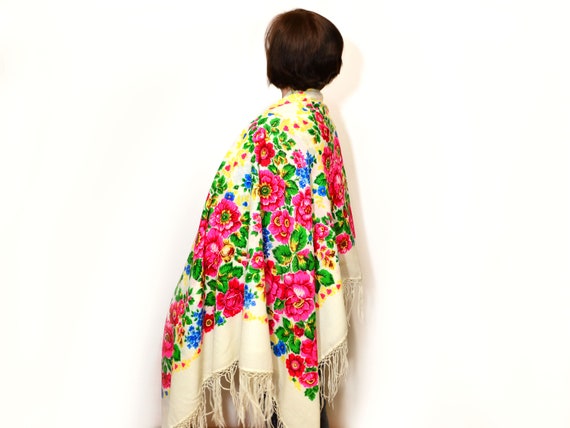 White shawl Russian shawl vintage Piano shawl Chal