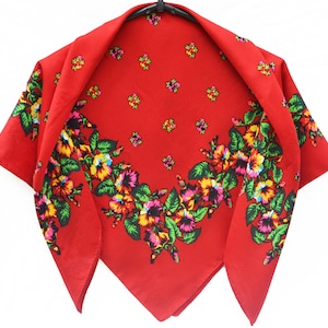 Pañuelo para la cabeza estilo babushka ucraniano
