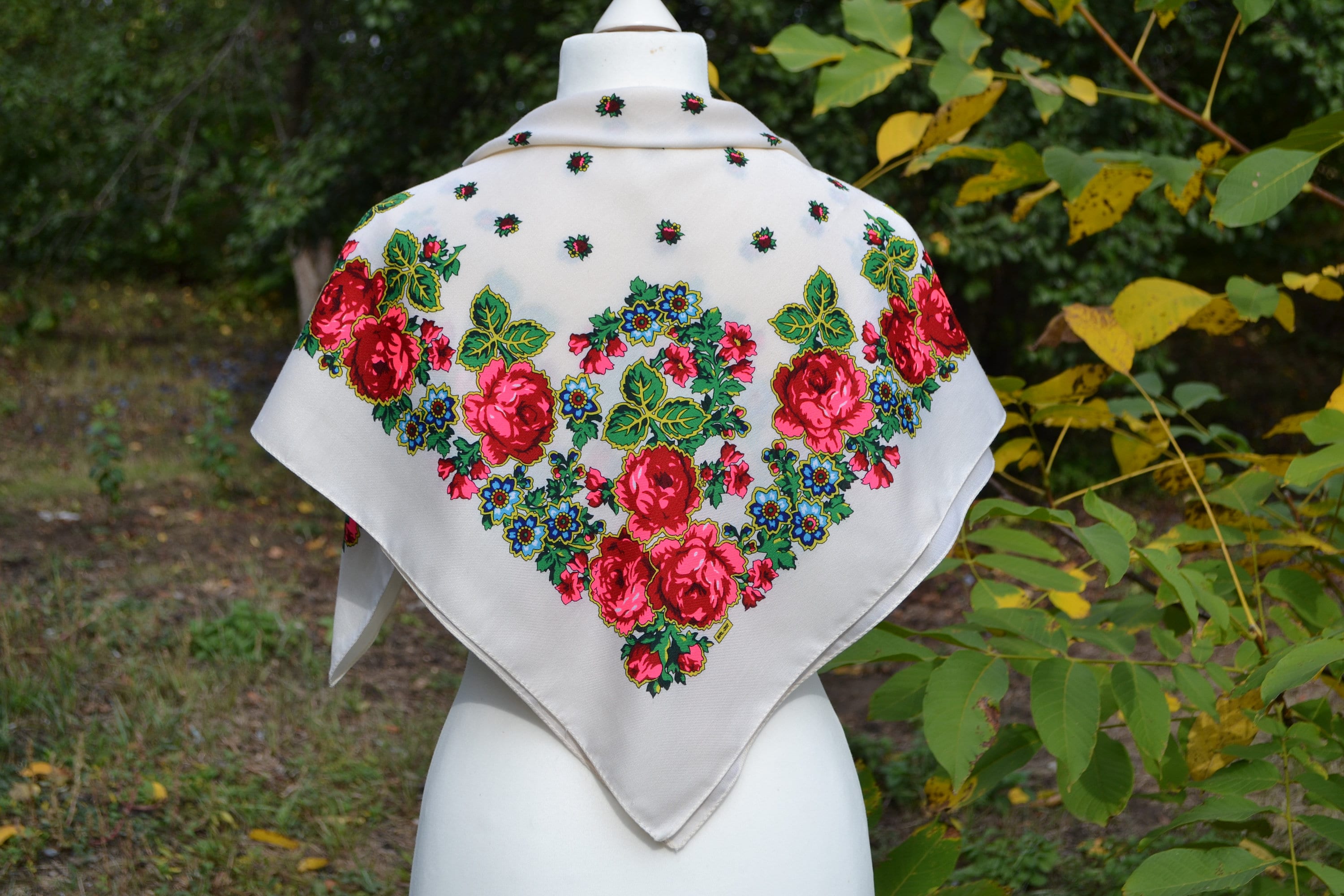 Floral Wool Head Scarf Babushka Shawl Russian Style Etsy floral-wool-head-scarf-babushka-shawl-russian-style-etsy