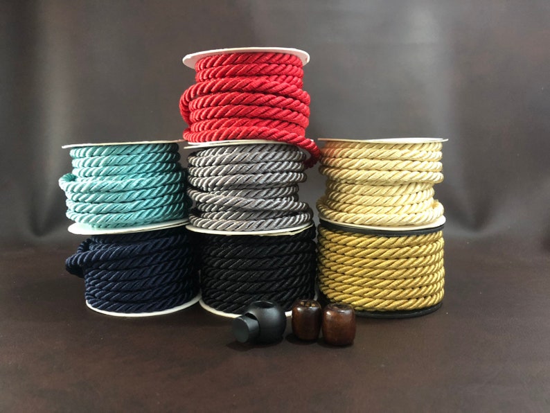 Medium Dice bag Bones black outer