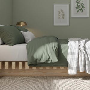 F8 Sirius Handmade Solid Wood Platform Bed Frame: Heavy Duty, Untreated