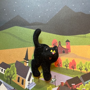 Hallmark felt covered cat vintage Halloween pin