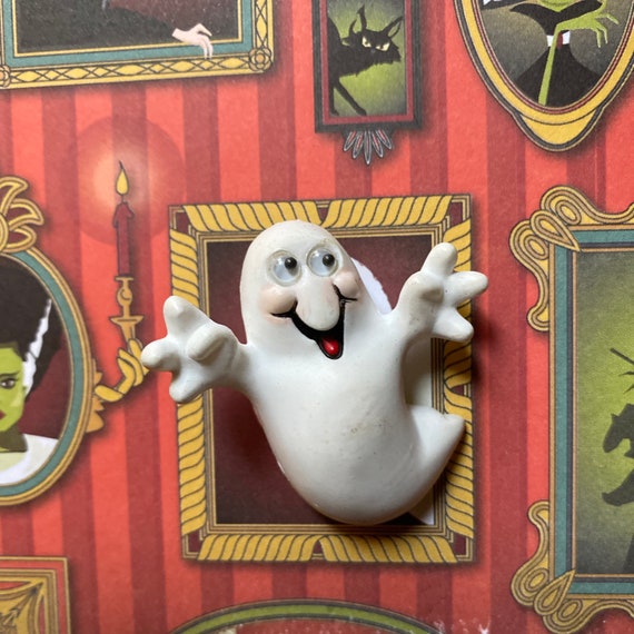 1995 Hallmark Halloween ghost vintage pin - image 1
