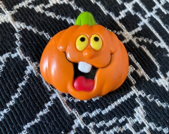 Vintage Russ  jackolantern plastic halloween pin