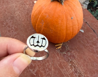 Classic jacko bead metal ring - fully adjustable
