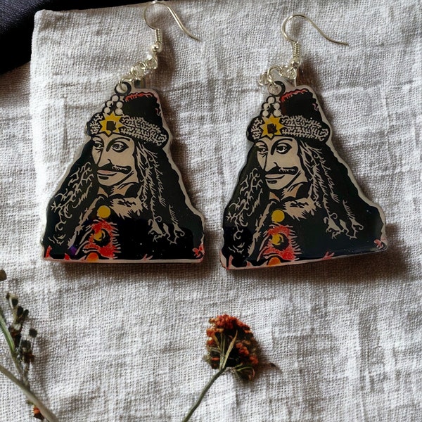 Vlad the impaler Earrings, Vlad Dracula Earrings, Vampire Earrings, Dangly horror earrings, goth dangly Earrings, horror jewelry