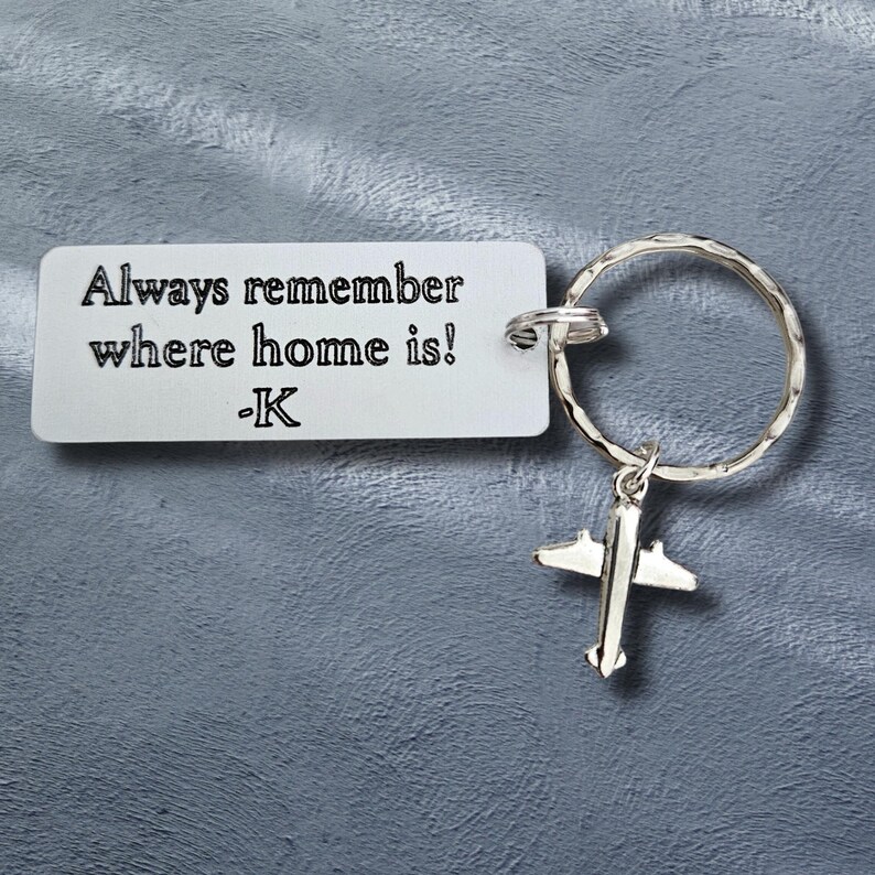 Fly Icon Keychain Custom Engraved Fly Safe Keychain for Aviation Enthusiasts ...