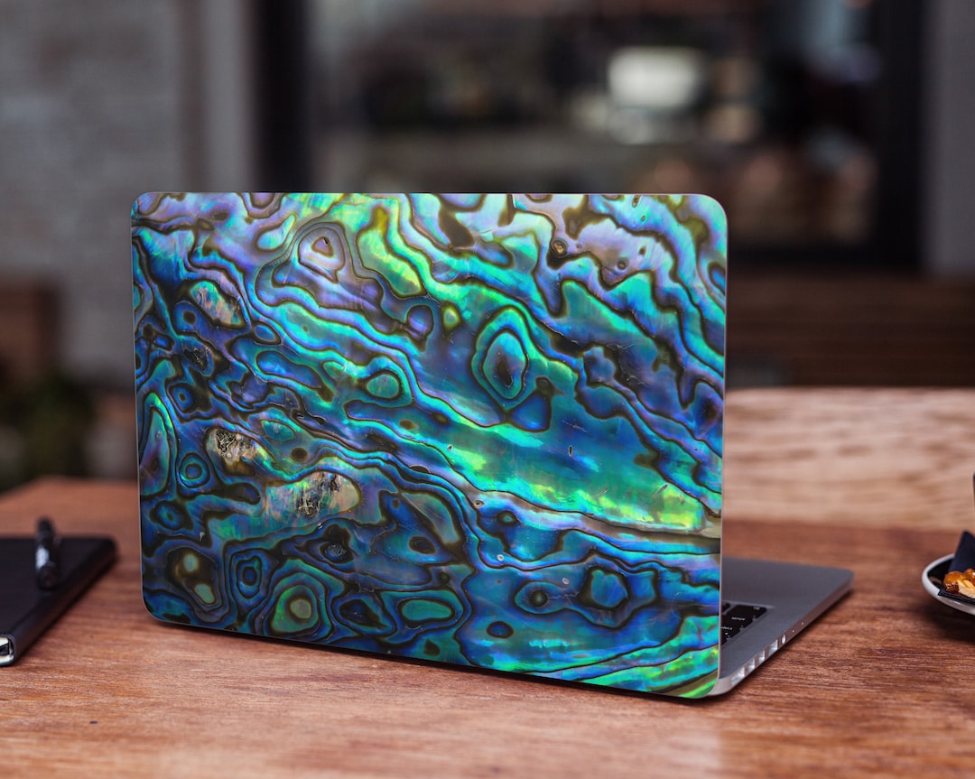 Skin Vinyle Itsaskin Pour Ordinateur Portable 15 Pouces - Motif Abalone Blue Black Shell