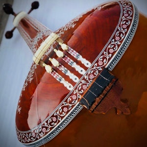 Tanpura -Male  ( highest quality)  hemraj (includes pro flight/hard case )