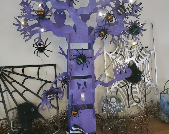 Decor:  Spooky Tree