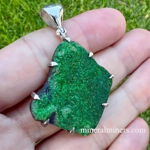 Rare Uvarovite Pendant, Genuine Uvarovite, Natural Green Garnet, Garnet Pendant, Uvarovite 925 Sterling Silver Pendant, Green Shinning Gem