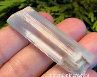 Naturally Terminated Aquamarine Crystal, 103 carat Genuine Brazilian Aquamarine, Carving Quality Aqua Rough, Genuine Raw Aquamarine Crystal