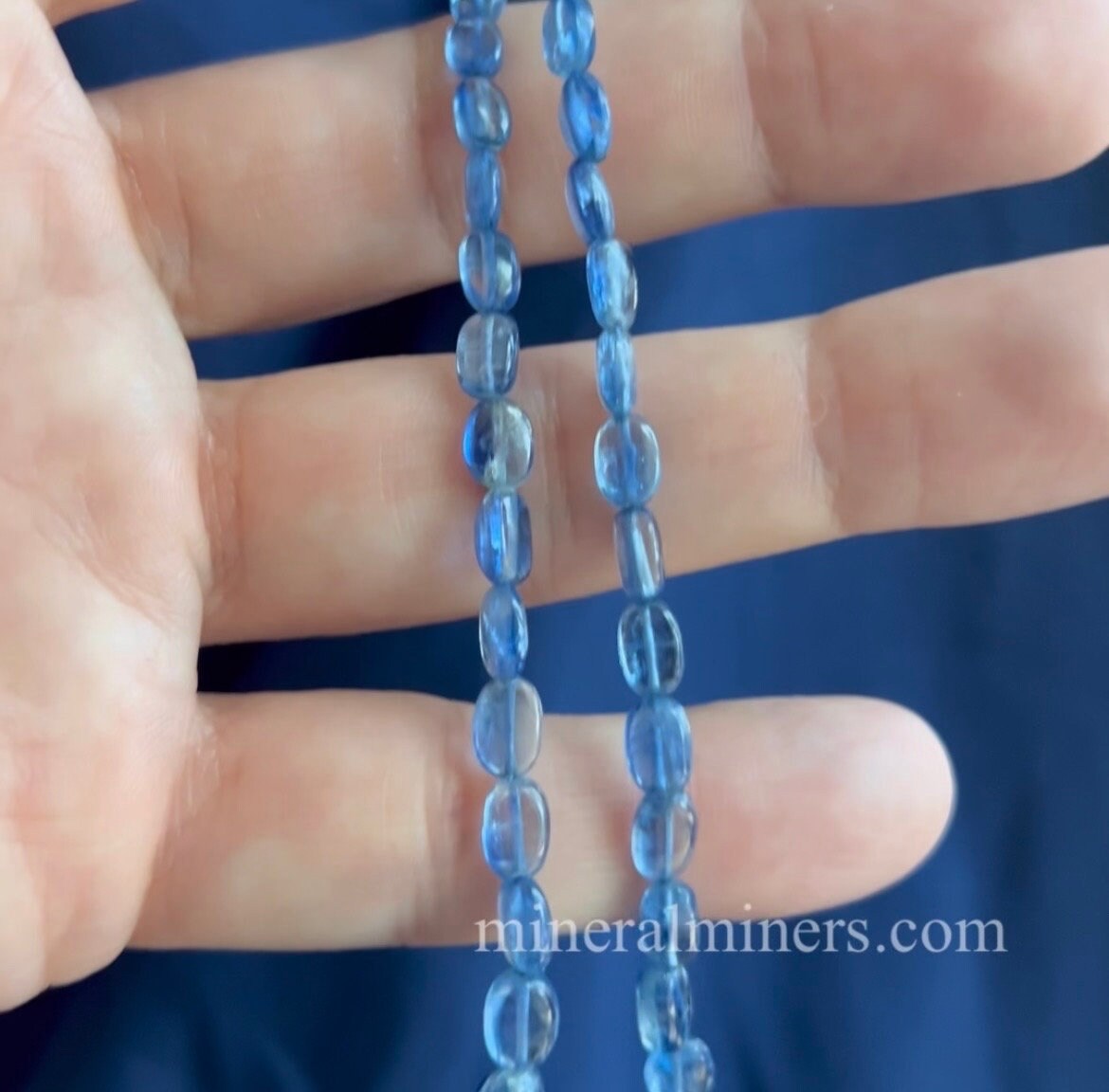 ブルーカイヤナイト43.0センチ.プラス18.0センチビーズネックレス！