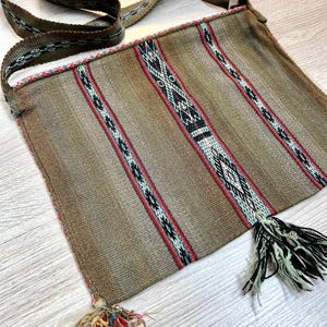 Shamanic Andean Alpaca Handwoven Medicine Bag, Q’ero Chuspa Coca Bag,Unisex Cross Body Bag,Over Shoulder Purse,Handmade Plant Medicine Bag