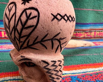 Shipibo Noya Rao handskuren Mapacho-pipa, Ayahuasca ceremoniell pipa, shamanpipe, shamanens ansikte, växtmedicin, mästerväxtdiet