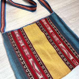Shamanic Andean Handwoven Medicine Bag, Q’ero Chuspa Coca Bag,Unisex Cross Body Bag,Over Shoulder Purse,Handmade Plant Medicine Bag,Book Bag