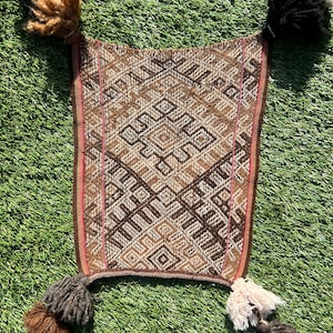 Q’ero Vintage Mestana Tawa Tapestry, Handwoven Andean Alpaca Wool Textile, Despacho Mesa,Ritual Altar Cloth,Shamanic Home Décor,Peruvian Art