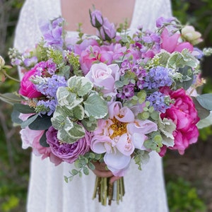 B61 Wedding Flower Bridal Bouquet Faux Silk Boho Pink Fuchsia Lavender Purple Peonies Rose Colorful Lilac Garden Pastel
