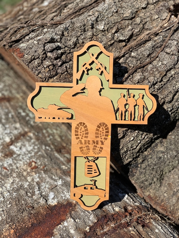 Rustic Army Wooden Wall Cross – Handmade Military Decor – Personalized Veteran Gift – Army Memorial Wall Art – Military Cross with Name