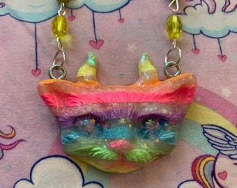 Pastel rainbow stripe fawn cat head necklace