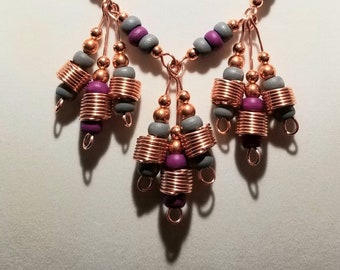 Dreifachtropfenspule; Handgemachte Kupferperlen, Böhmenholz, Casual Statement Halskette